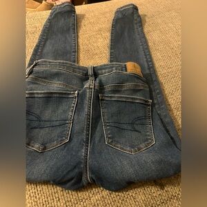 American eagle high rise jeggings dark wash no stains or rips